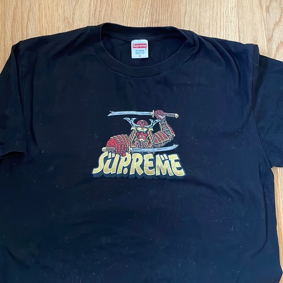 Supreme Samurai Tee in black - Picture 2 of 5